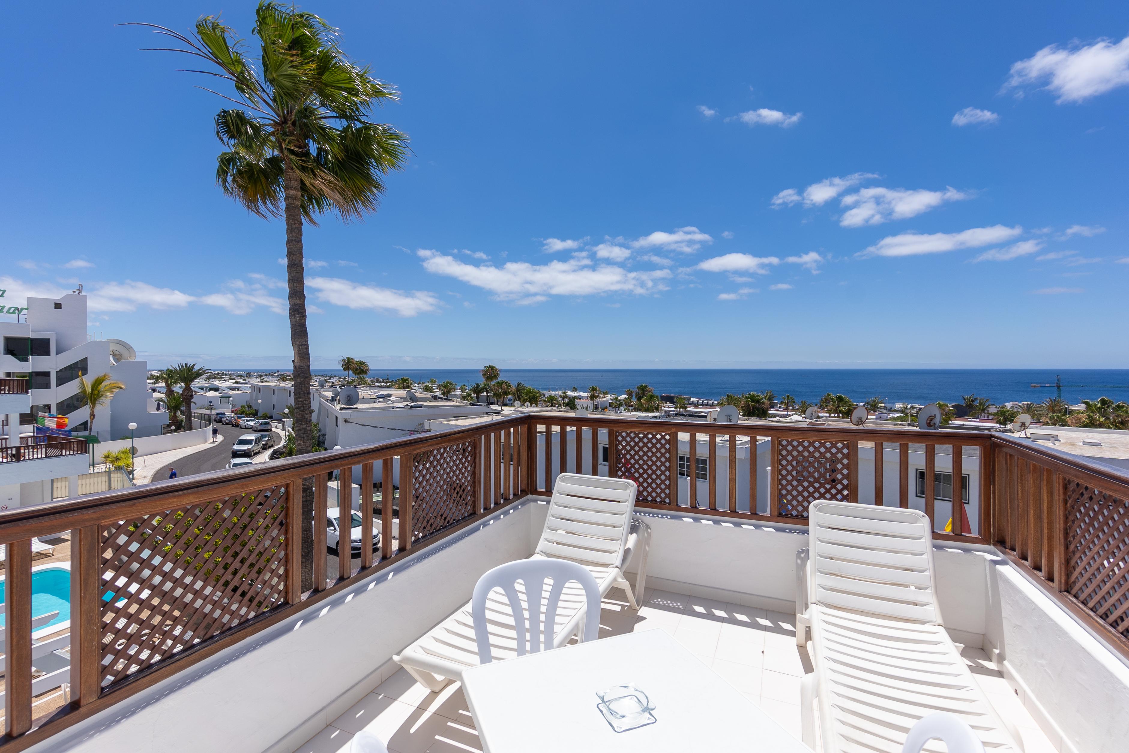 Vista Mar Apartamentos (Adults Only) Пуэрто дель Кармен Экстерьер фото