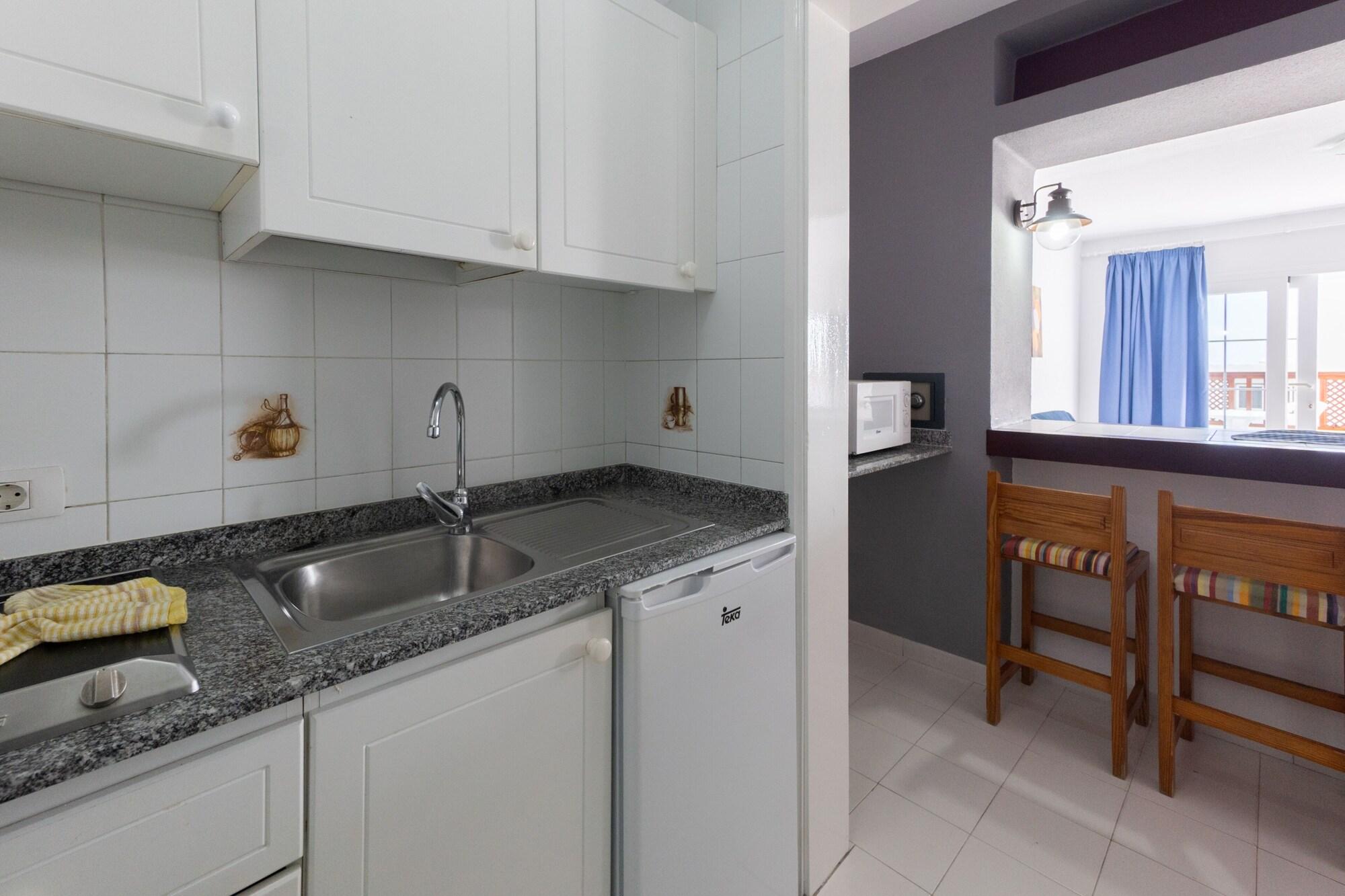 Vista Mar Apartamentos (Adults Only) Пуэрто дель Кармен Экстерьер фото