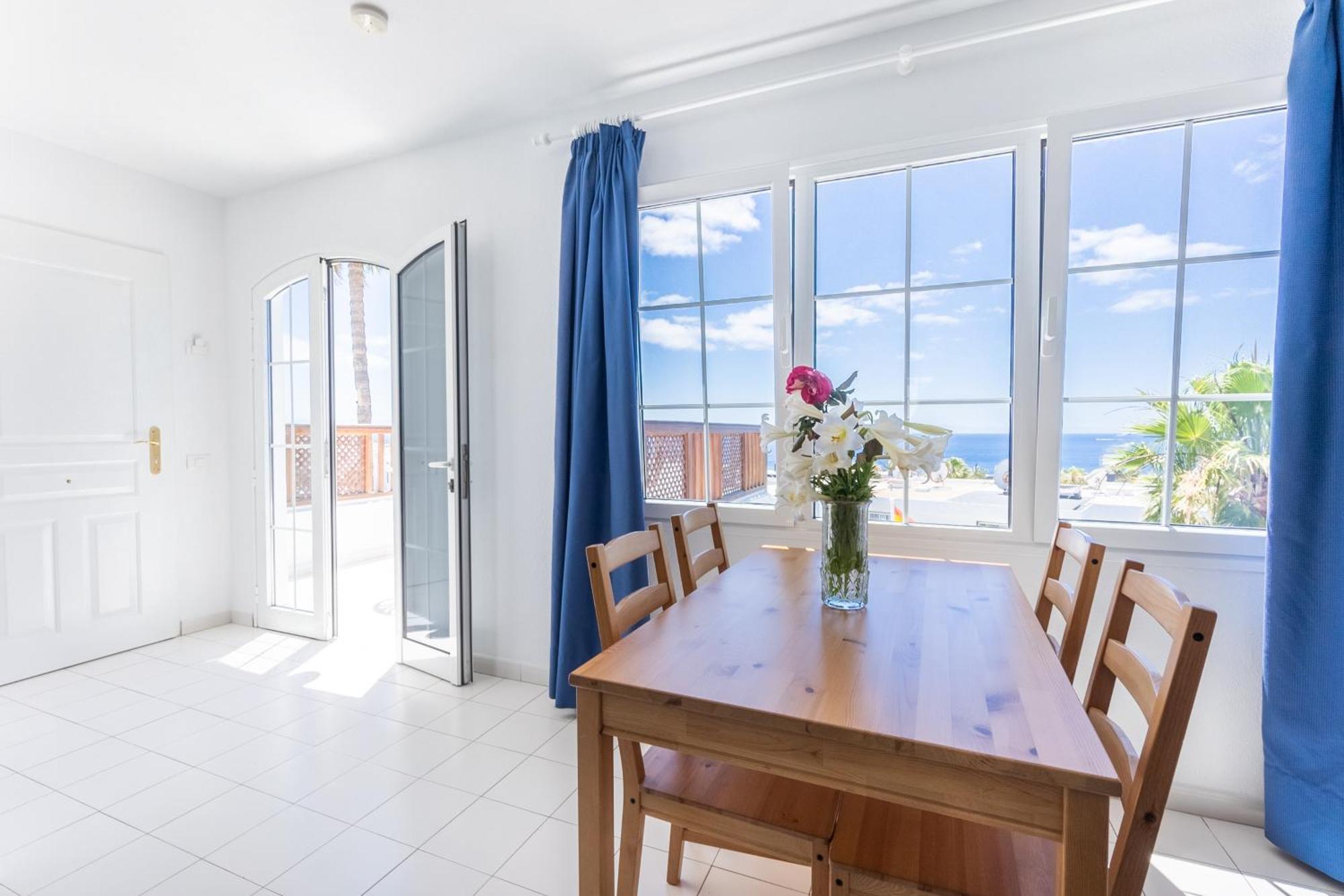 Vista Mar Apartamentos (Adults Only) Пуэрто дель Кармен Экстерьер фото