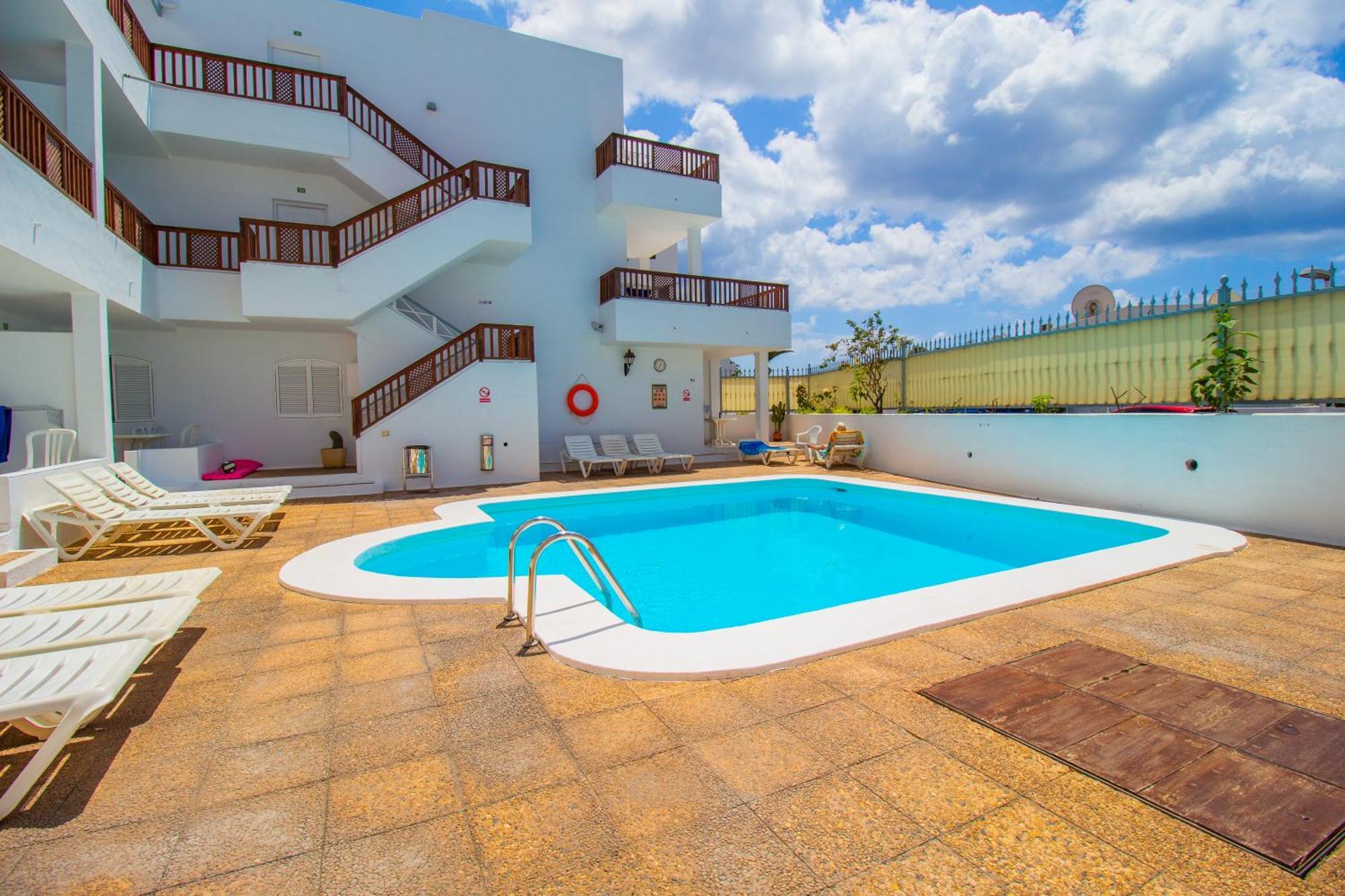 Vista Mar Apartamentos (Adults Only) Пуэрто дель Кармен Экстерьер фото