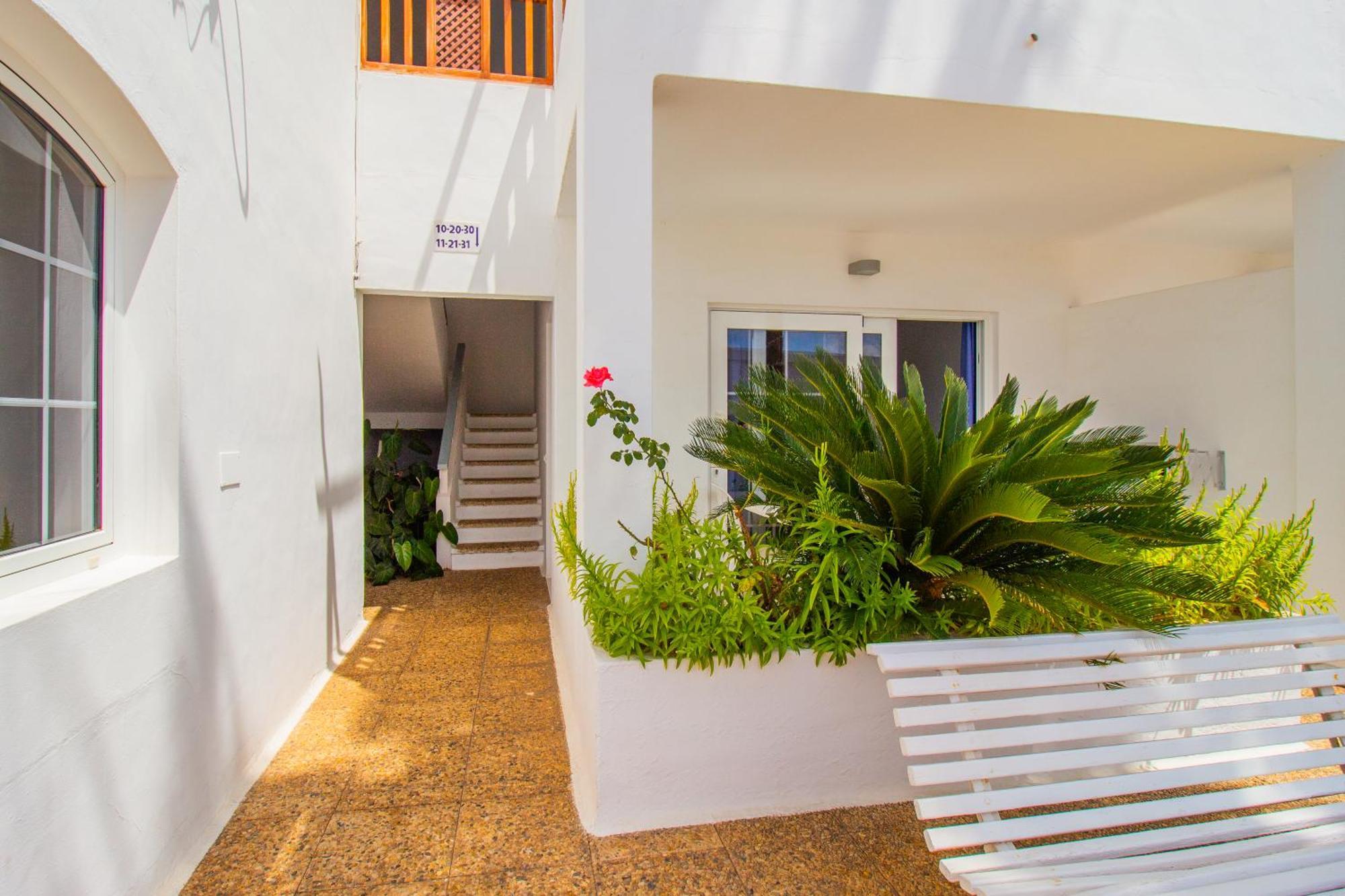 Vista Mar Apartamentos (Adults Only) Пуэрто дель Кармен Экстерьер фото